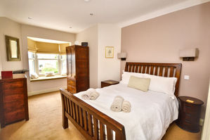 Photo 15- click for photo gallery